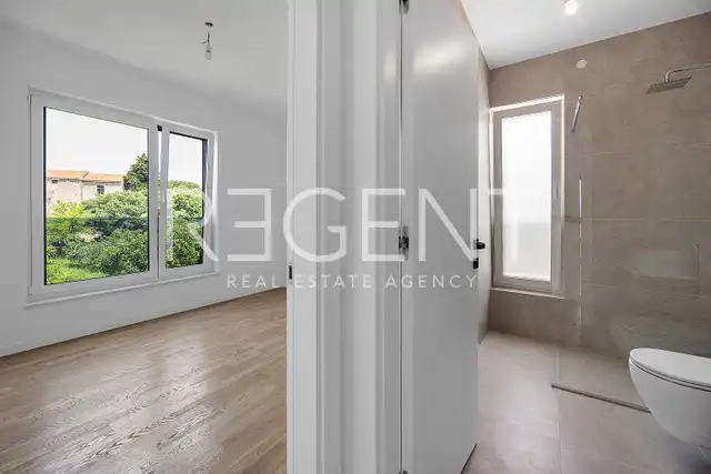 Istra, Tar - Ekskluziven penthouse s strešno teraso v novogradnji 130 m2