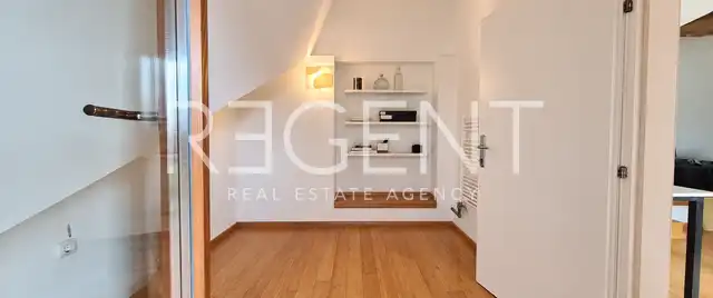 Maksimir – casa bifamiliare di 230 m² con garage