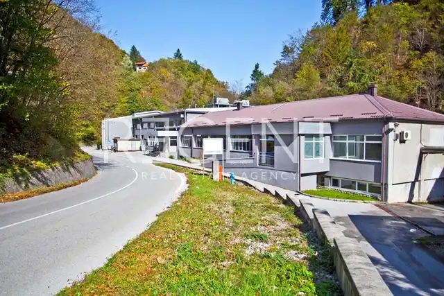 Zagabria, Samobor - Immobile commerciale multifunzionale