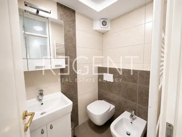 Záhreb, Medveščak – byt 150 m² na prenájom, 4 spálne, loggia, garáž