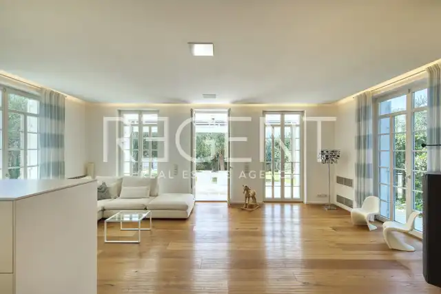 Zadar - Luxusná vila v prvom rade pri mori 210 m2
