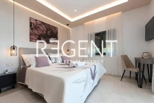 Istra, Tinjan – Elegantná vila s bazénom