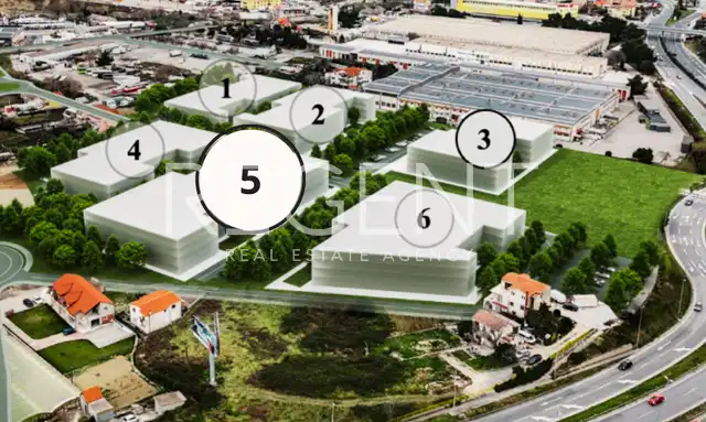 Bilice - Baugrundstück mit Projekt, 9760 m²