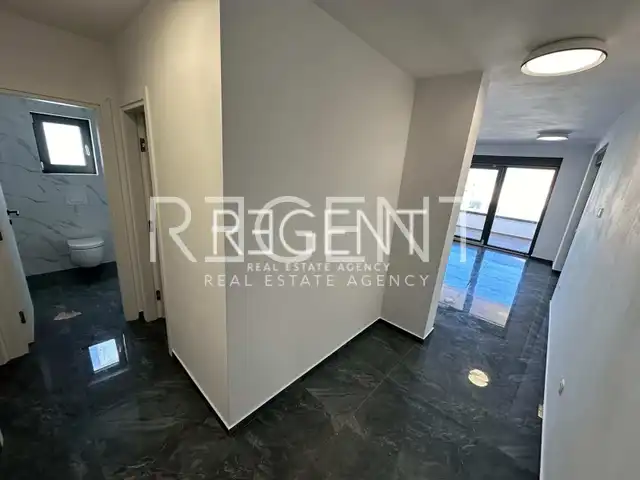 Zadar, Vir - dvosoban stan 50m od mora 121 m2