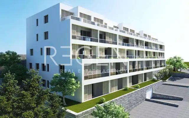 Šibenik, Meterize - Gradbeno zemljišče s projektom za sedem stavb