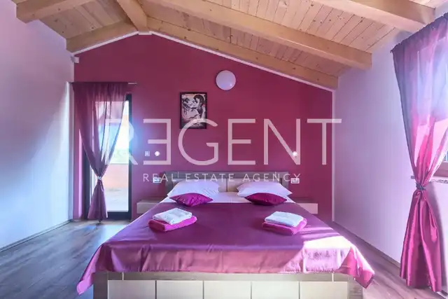 Istrijský polostrov, Tinjan – Nádherná moderná vila s bazénom 260 m2