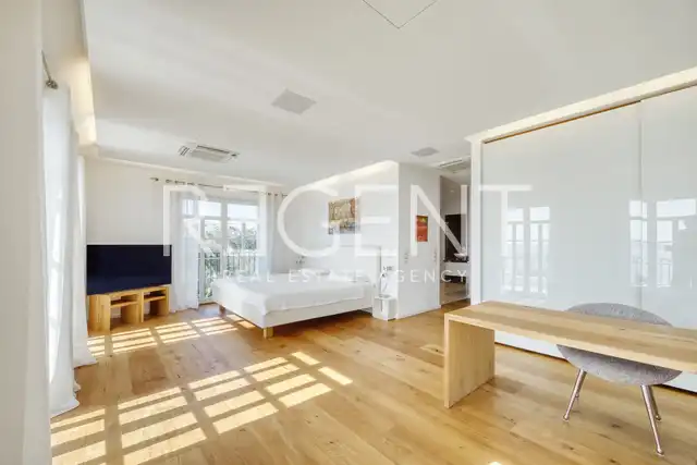 Zadar - Luxusná vila v prvom rade pri mori 210 m2