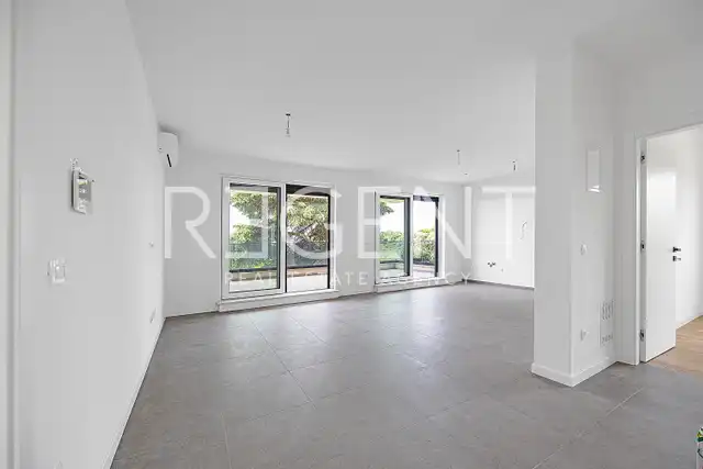Istra, Tar - Ekskluziven penthouse s strešno teraso v novogradnji 130 m2