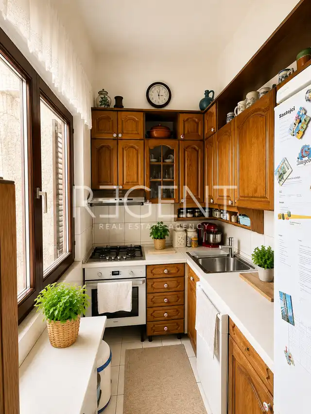 Zagreb, Donji grad – štirisobno stanovanje 86,84 m² s pogledom na park