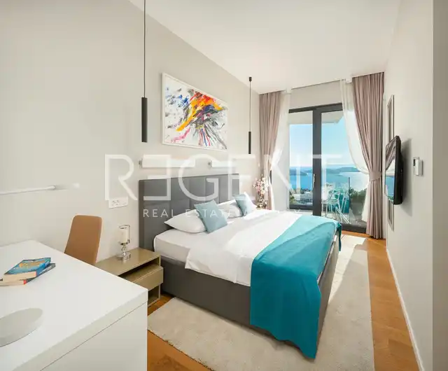Hvar – Moderná vila s výhľadom na more 195 m2
