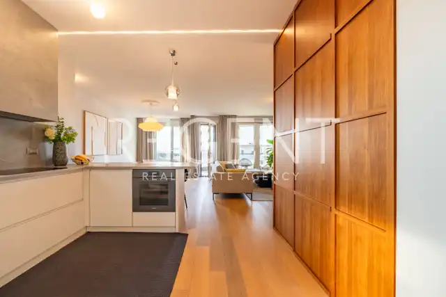 Stan 101 m², Trešnjevka — penthouse, terasa, garaža 31 m²