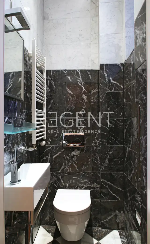 Zagreb, Donji grad, Marulićev trg – luksuzan ured od 280 m²