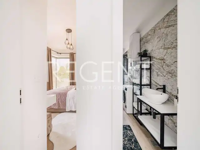 Zadar, Privlaka – Nově postavená kamenná-moderní vila