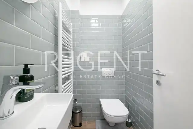 Zagreb, Gundulićeva - spacious renovated three-room apartment