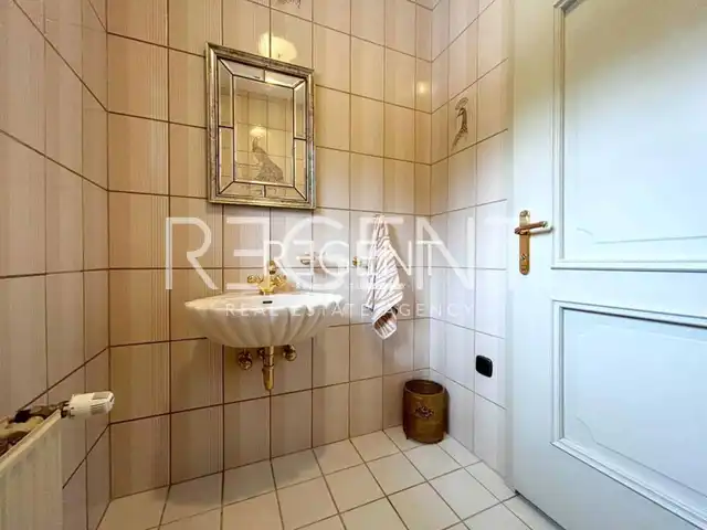 Zapresic, Donja Pusca – Exclusive family villa with a beautiful garden