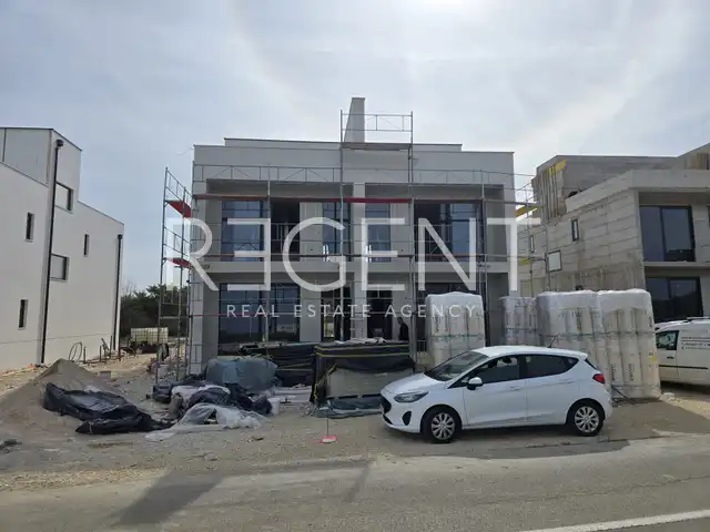 Zadar, Ljubač — Villa 273 m², Pool, Sauna, Dachterrasse, Meerblick