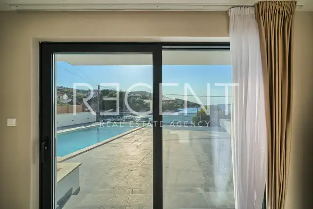 Ražanj - Vila z bazenom in panoramskim pogledom na morje