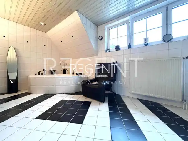 Zapresic, Donja Pusca – Exclusive family villa with a beautiful garden