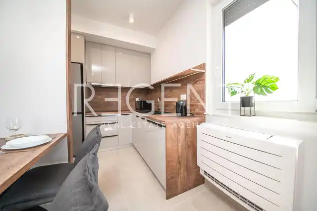 Zadar, Vrsi – trojizbové apartmány s bazénom a výhľadom na more