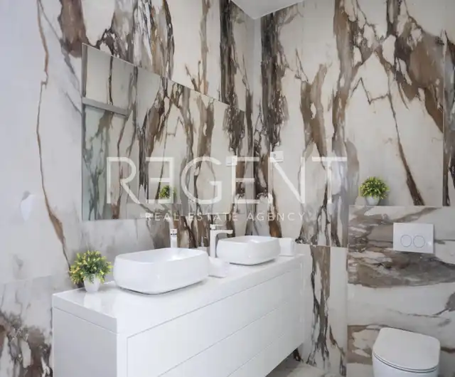 Rogoznica – Nově postavená moderní vila s výhledem na moře