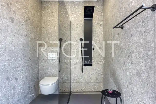 Istria, Buje - villa 255 m², piscina, sauna, giardino, parcheggio