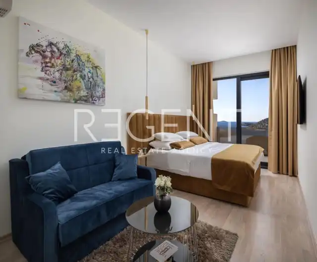 Rogoznica – Nově postavená moderní vila s výhledem na moře