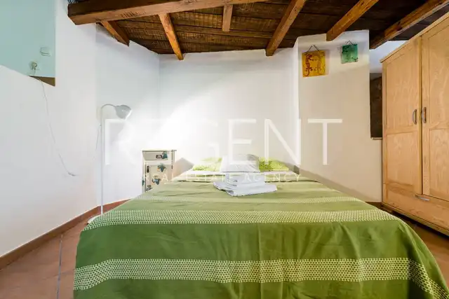 Brač, Murvica - Maison en pierre avec quatre appartements