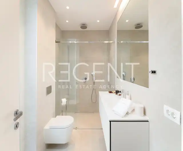 Hvar – Moderná vila s výhľadom na more 195 m2
