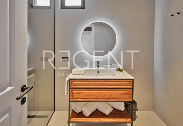 Trogir - Moderní vila s výhledem na moře 341 m2
