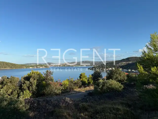 Rogoznica, Ražanj - Baugrundstück mit freiem Meerblick