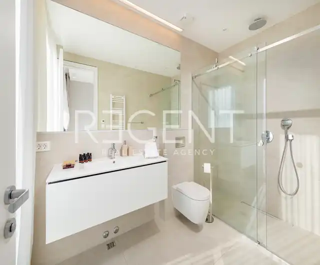 Hvar – Moderná vila s výhľadom na more 195 m2