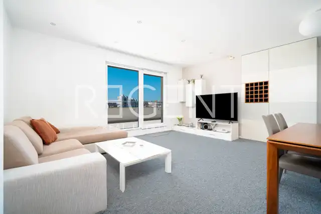 Split, Dragovode - Luxusný penthouse s terasou a výhľadom na more 103 m2