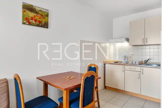 Makarska, Centrum - Apartmánový dom v blízkosti centra s hrubou plochou 186 m2