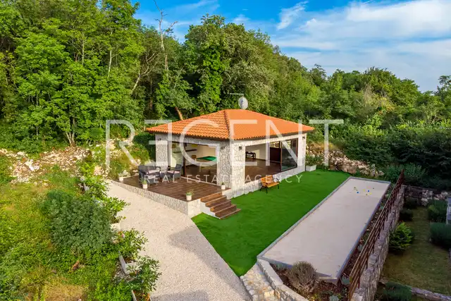 Istrien, Višnjan - Schönes Steinhaus mit Pool