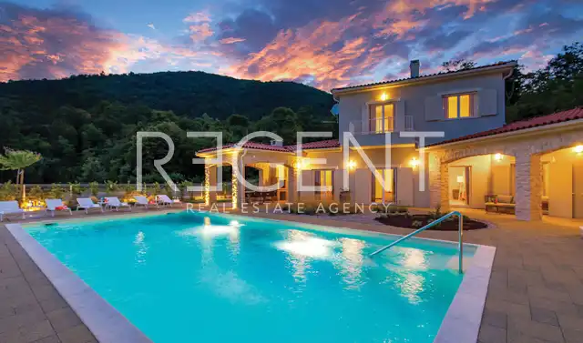Opatija, Veprinac – Luxuriöse Villa auf einem Grundstück von 1175 m2