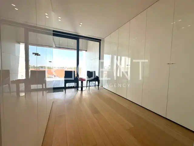 Zagreb, Center, Ban Center - Exclusive penthouse with a view of the cathedral