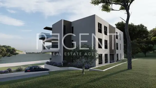 Рогозница – двухкомнатная квартира 70 м² с большим балконом, вторая линия от моря