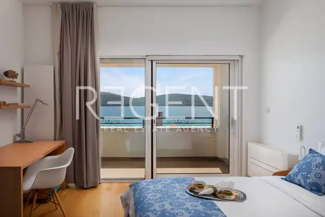Šibenik - Wunderschöne Luxusvilla am Meer 1000 m2