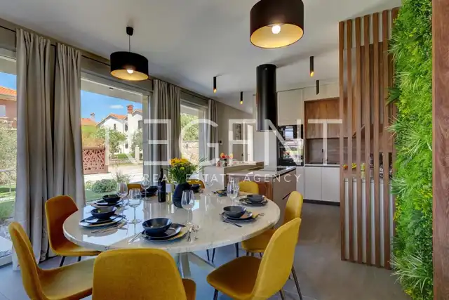 Marčana, Istra – Vaste villa avec vue et espace bien-être privé