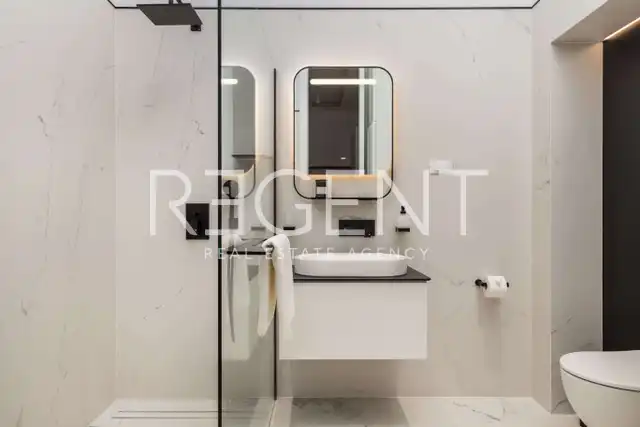 Opatija, Zentrum - Luxuriöse Wohnung in einer Villa in einzigartiger Lage, 108 m2
