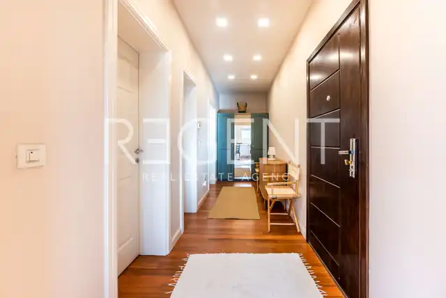 Zagreb, Remete - Spacious four-room apartment for rent