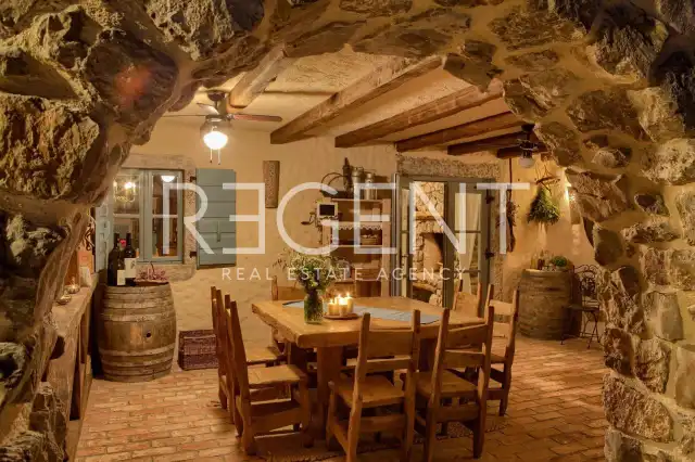 Krk, Malinska - Semi-detached villa with pool and sea view
