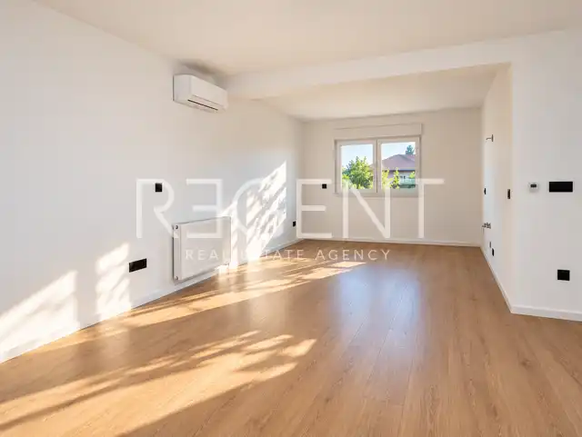 Stan 58,82 m², 2 spavaće sobe, balkon, parking —  Borongaj