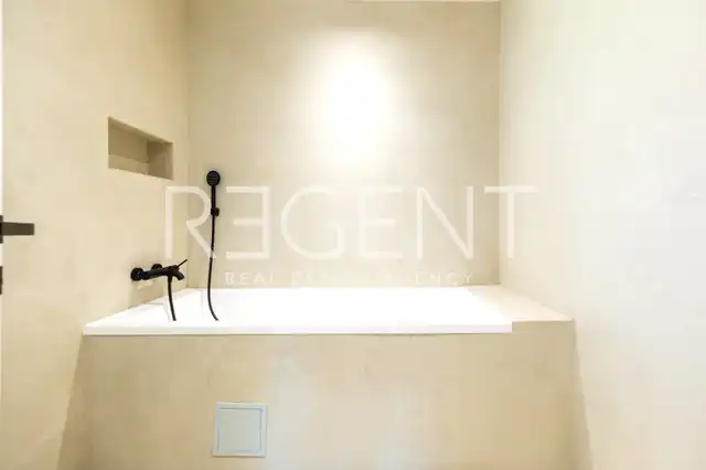 Trogir - Nouvelle villa moderne de 300m2 avec piscine et jacuzzi