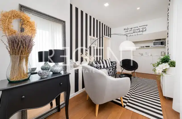 Dům 370 m², Maksimir — 4 ložnice, zahrada, garáž