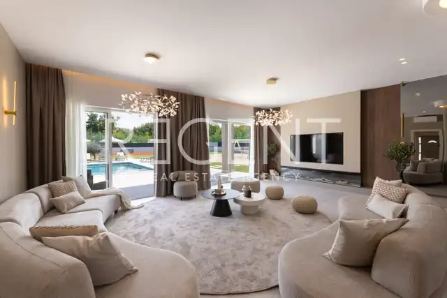 Trogir, Seget - Modern villa with heated pool and sea view