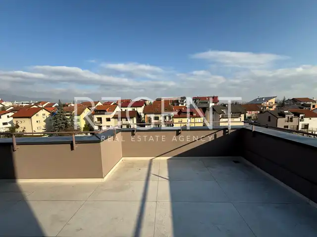 Záhřeb, Laščina - penthouse v novostavbě s prostornou terasou