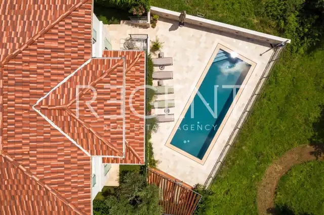 Istria, Višnjan - Luxury villa with pool and panoramic view 170 m2