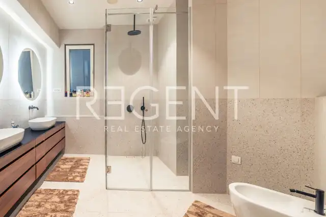 Zagreb, Centar – četverosoban stan 170 m², Gajeva, lift, parking