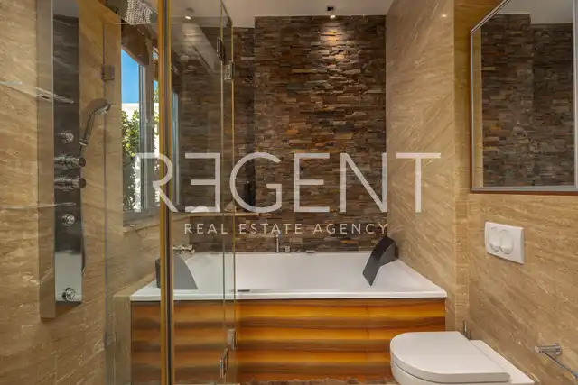 Dubrovnik, Lapad – penthouse 268 m², krovna terasa, bazen, garaža